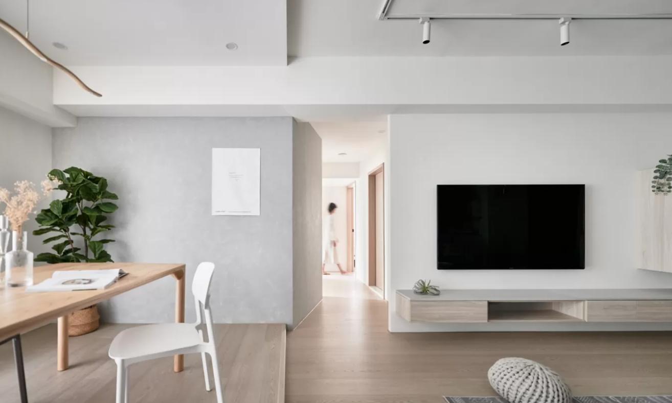 无主灯客厅无磁吸灯灯光布局,无主灯和磁吸轨道灯搭配