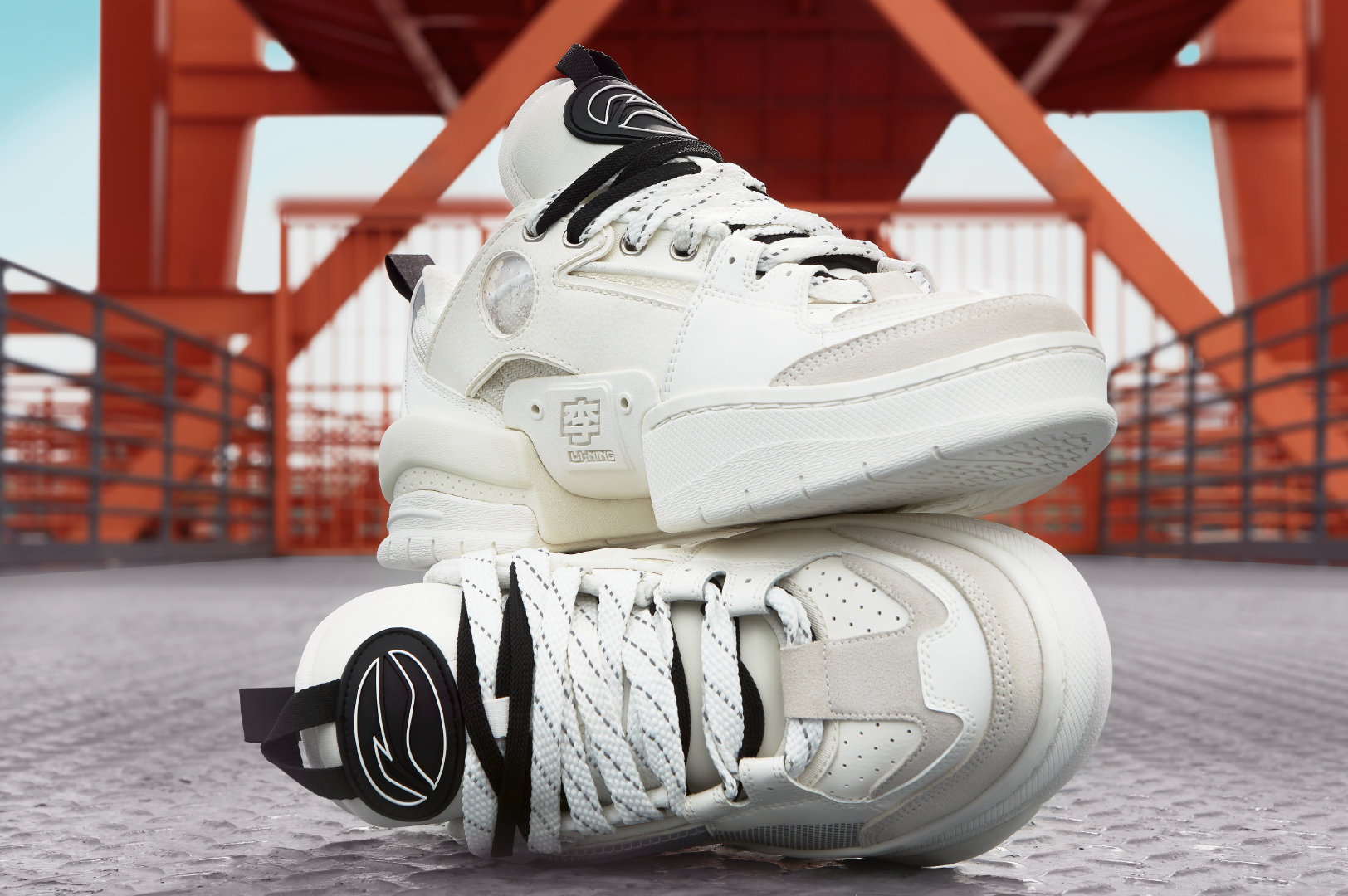 李宁sta联名跑鞋,李宁板鞋新之助