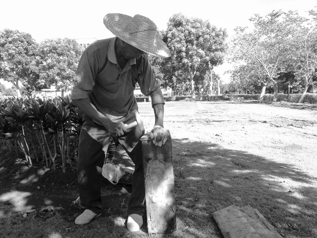 津门网邓书梁：七人足球场施建纪实