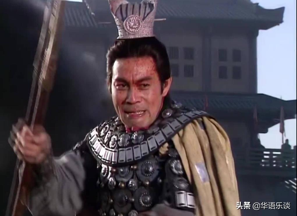 三国片尾曲历史的天空那英唱的,三国最悲壮的插曲