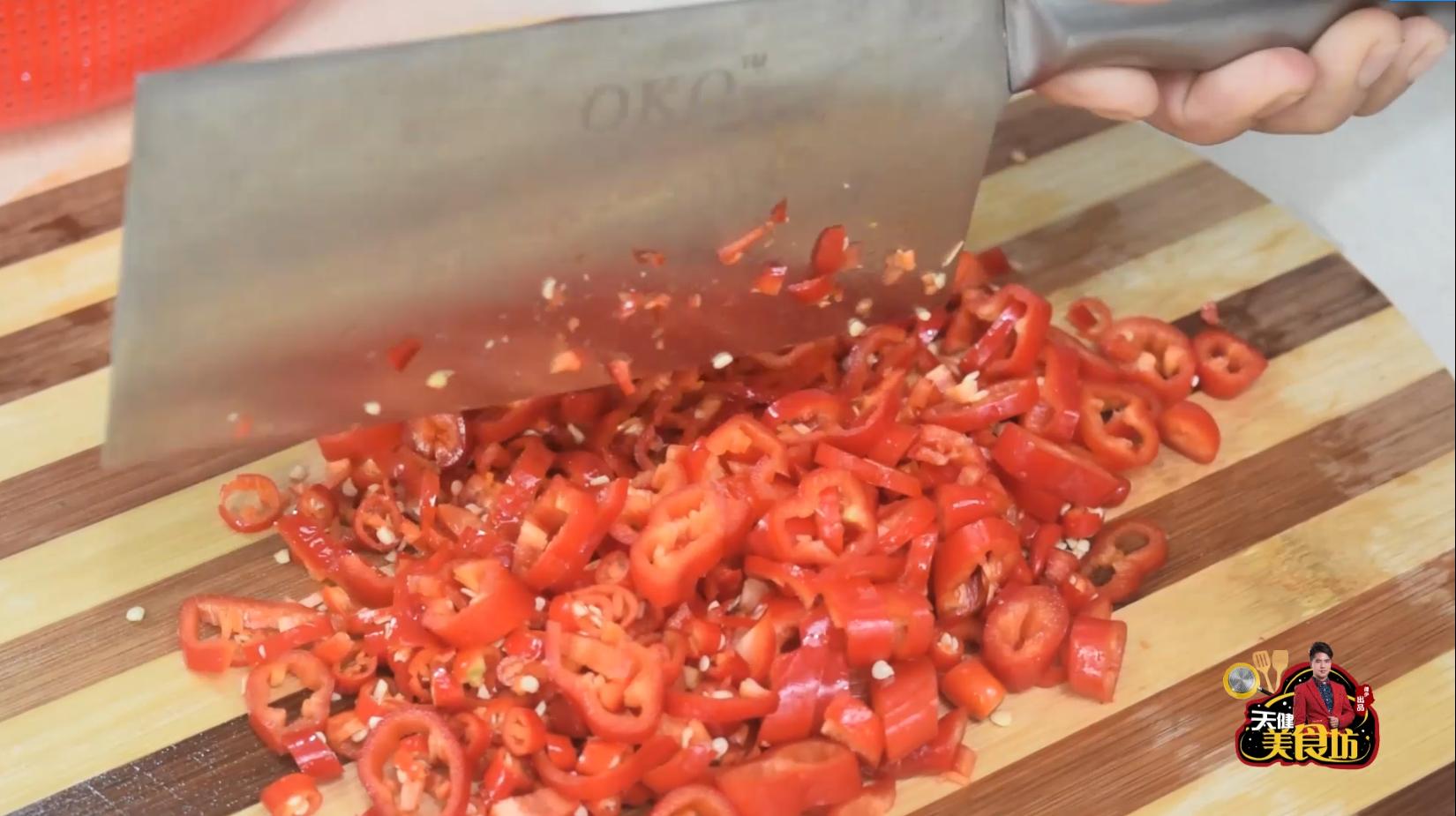 金针菇怎么做爆辣又简单,金针菇怎样做辣才好吃