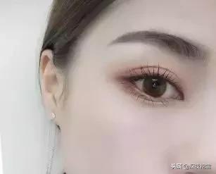 超好用的大牌彩妆单品推荐,好用大牌彩妆单品推荐图片