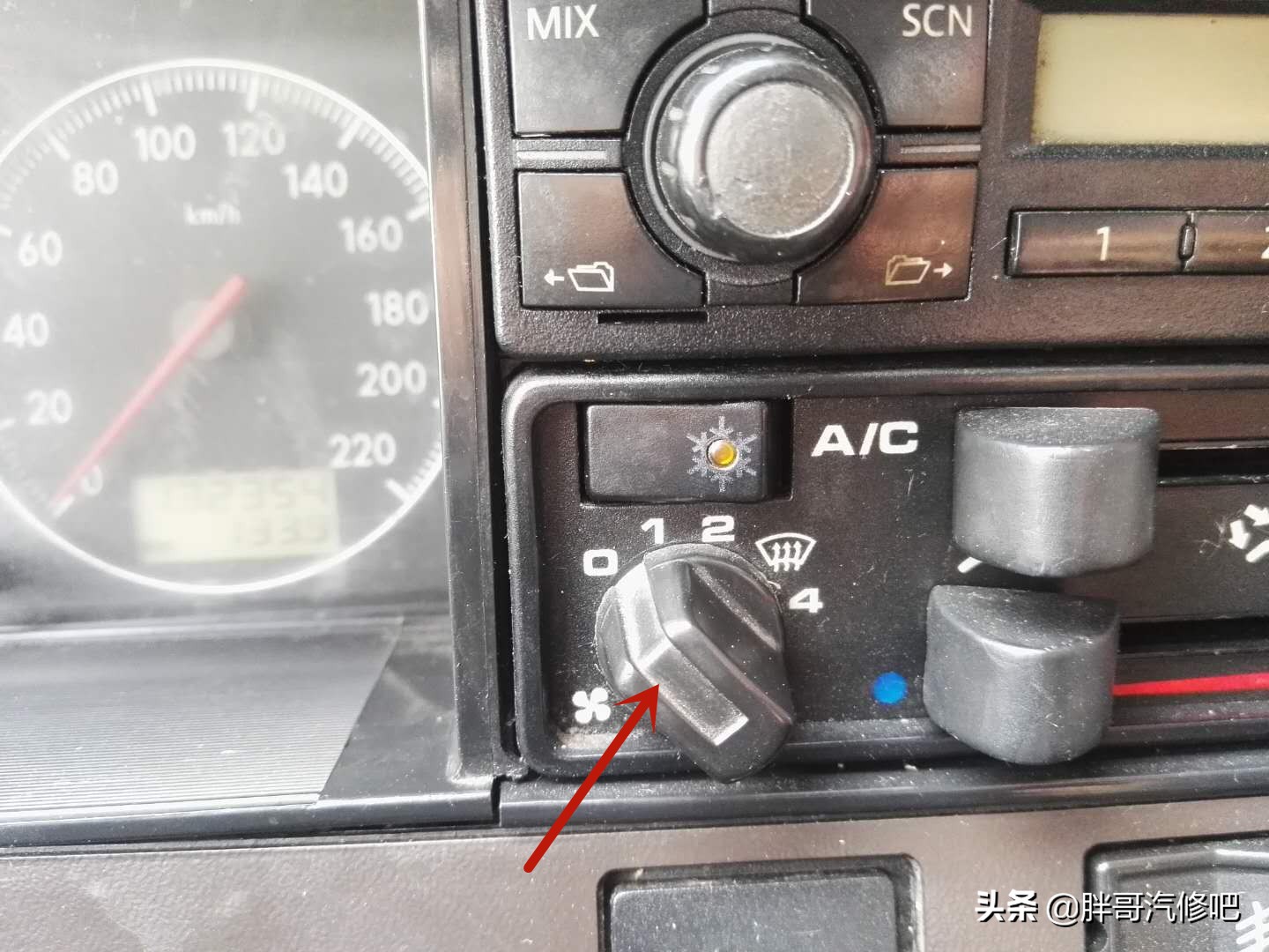 桑塔纳汽车空调不制冷维修,新桑塔纳空调ac灯亮压缩机不制冷