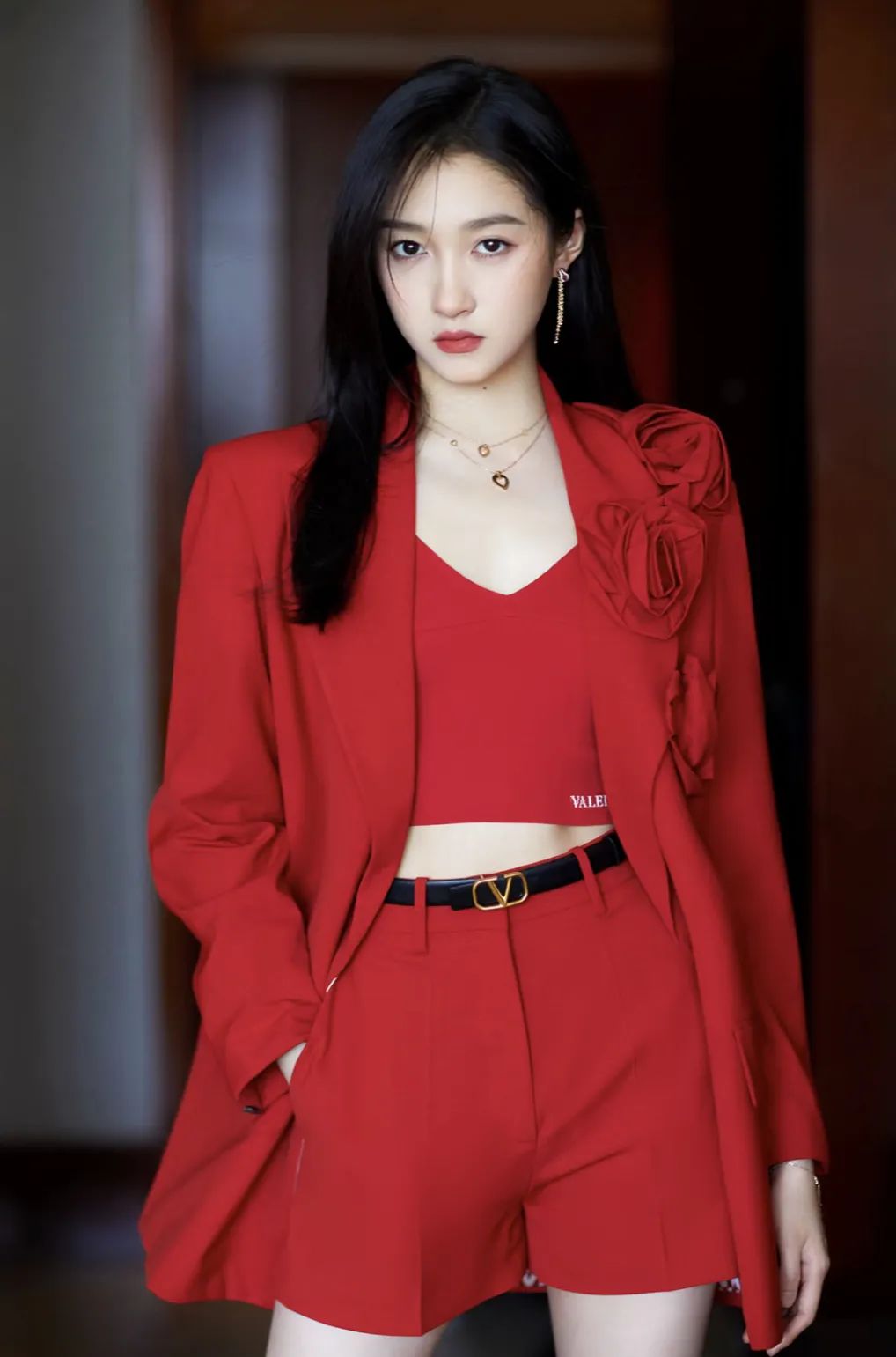 RR·TRENDS|赏浪漫诗词，看腕颈星光