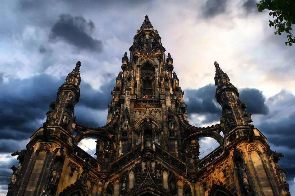 留学生的梦中圣地、神奇故事迭出，爱丁堡大学到底有什么魅力？