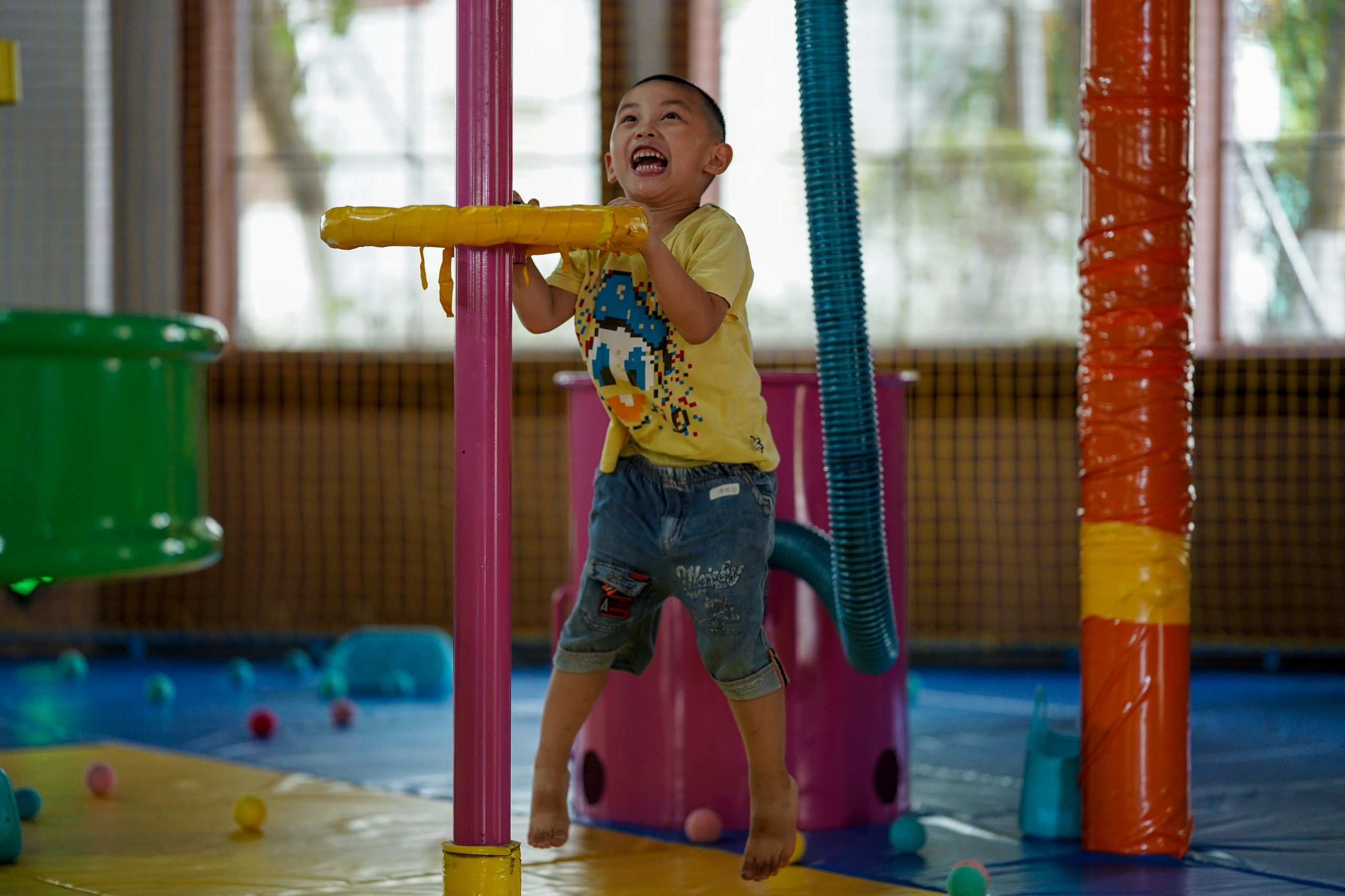 索尼适马851.4定焦镜头,适马85f1.4索尼微单