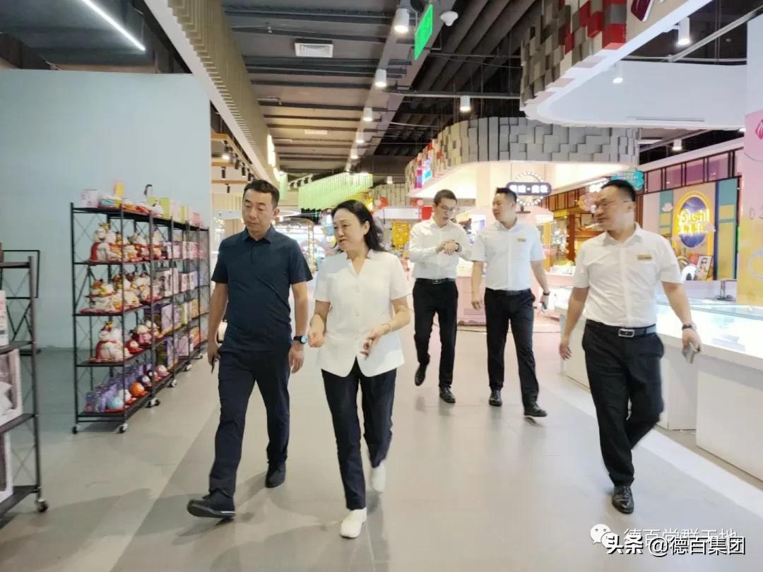 热点聚焦今日三分钟知晓天下事,热点新闻60秒今日头条怎么看