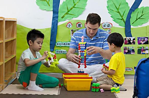 宝宝兴奋的夹腿、蹭被子、摸*处私**，是生病了么，专家这样回答