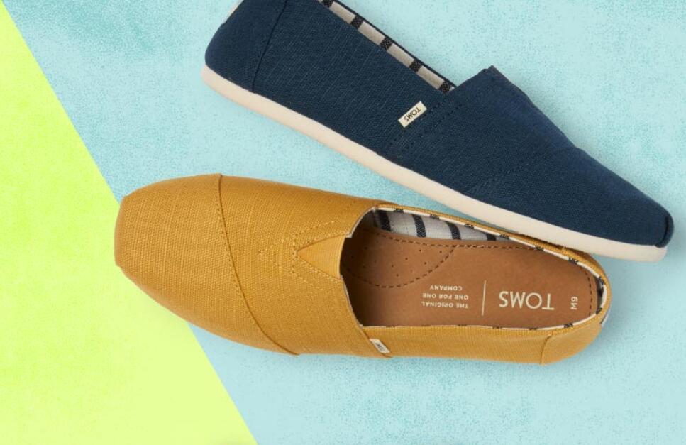 放弃“买一捐一”后的美国公益时尚品牌TOMS如今怎么样了？