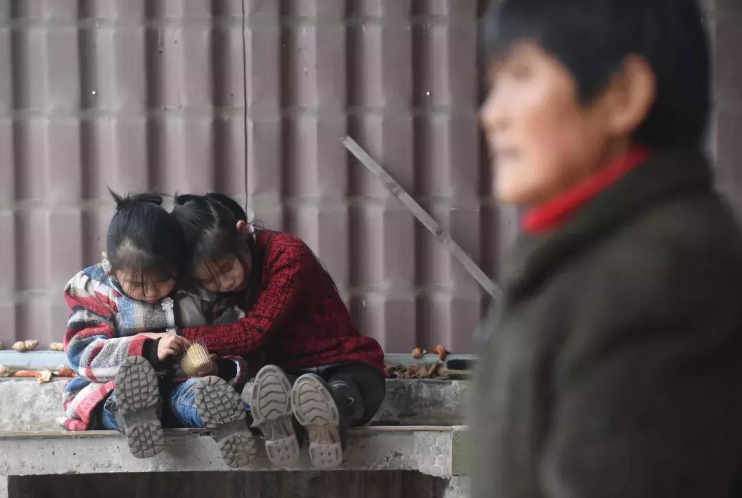 不想生三胎老公非要生我该怎么办,生孩子生到一半不想生了怎么办