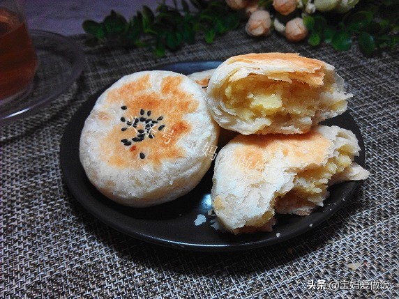 自制平底锅版酥皮绿豆饼,简易的酥皮绿豆饼教程