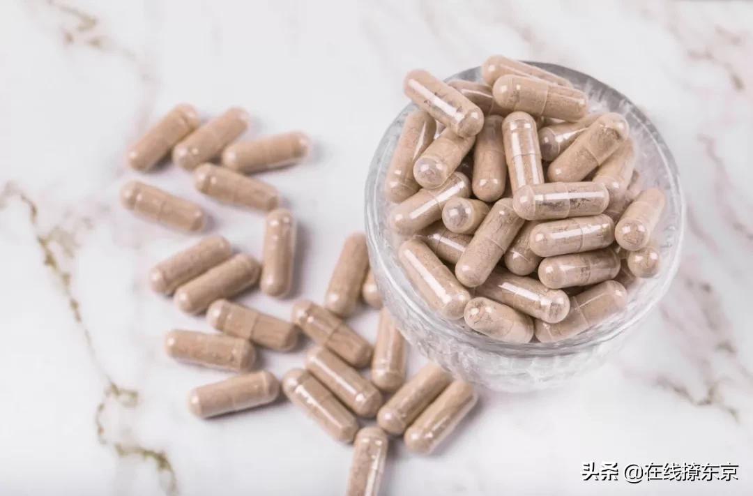 范冰冰白天鹅礼服黑长直封面,范冰冰黑长直发型黑裙子