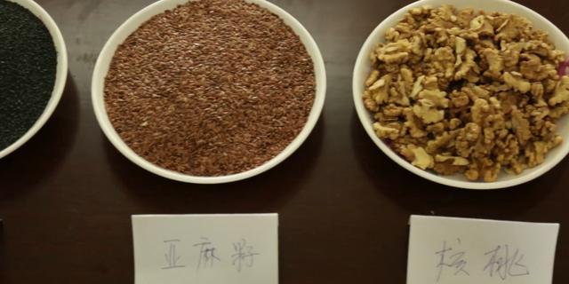 摆摊新型全自动榨油机,新型自动榨油设备