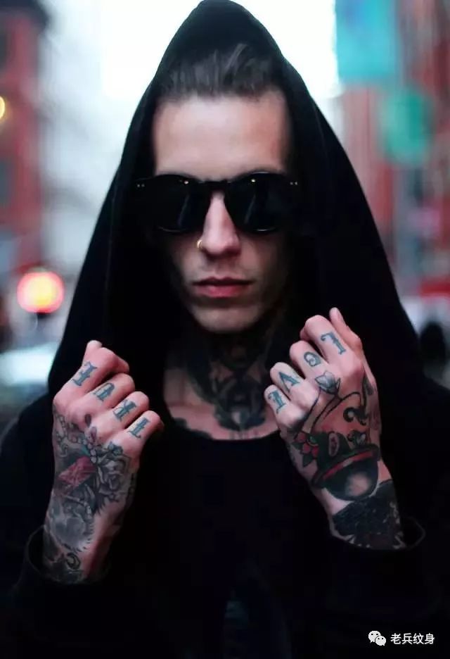 世界第一纹身模特,法国著名纹身模特