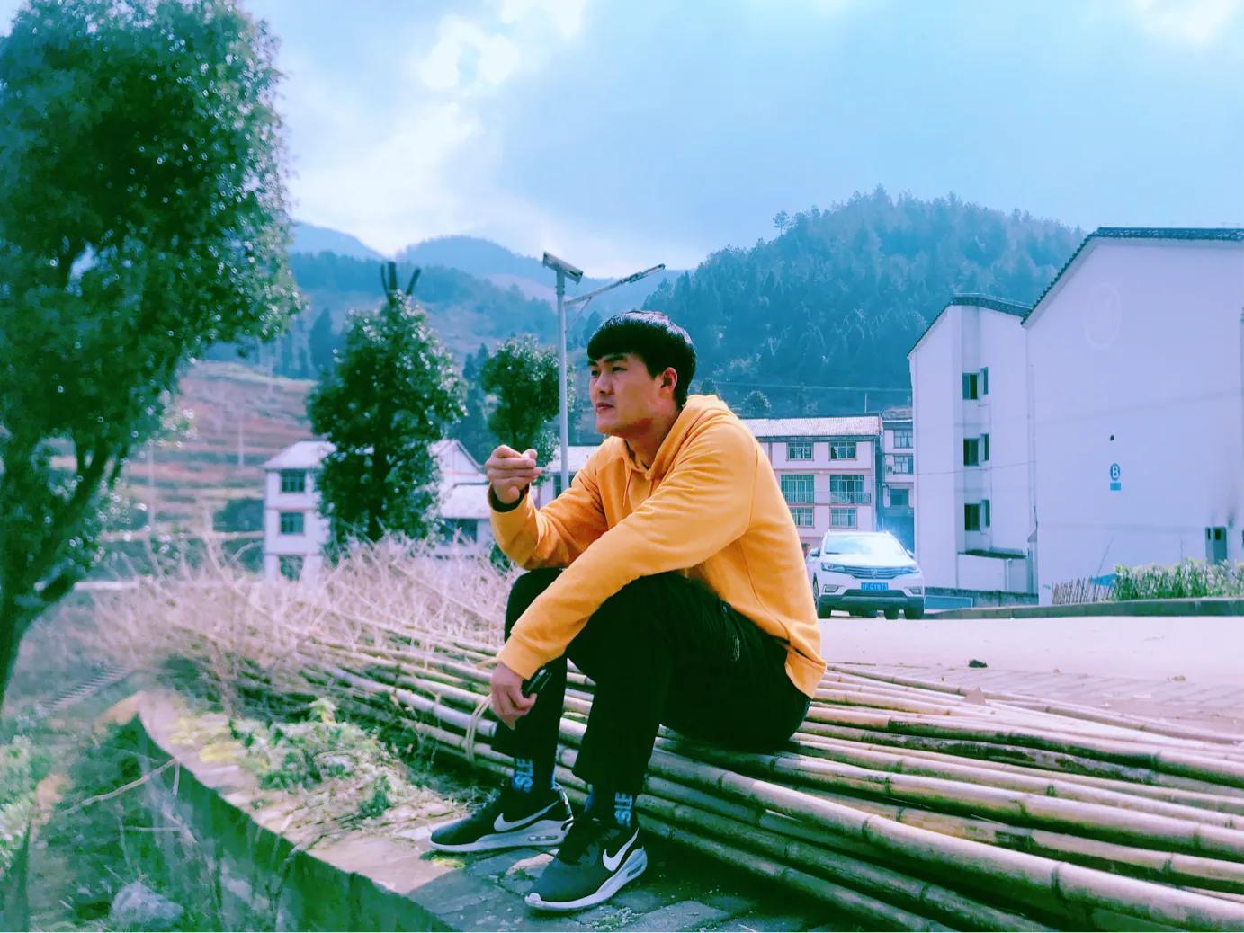 为啥有的人没钱却到处旅游,有没有因为没钱而没出去旅游