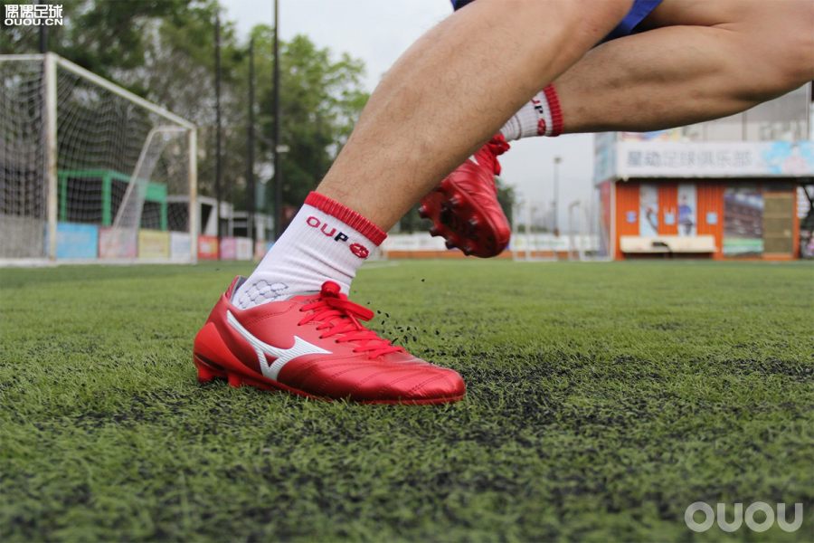 mds005足球鞋测评,moreliasala足球鞋