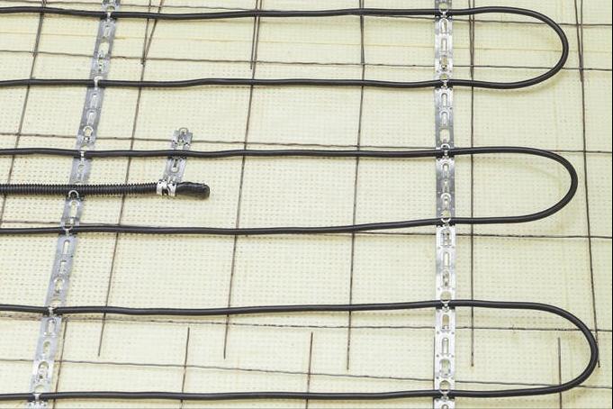 石墨烯电地暖安装全过程,电地暖安装视频全过程