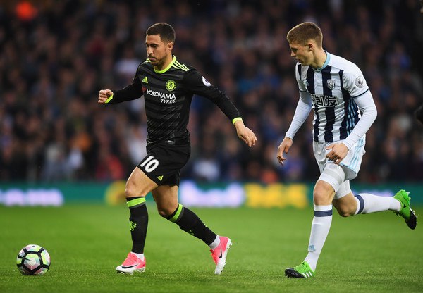 佩刀出鞘精彩片段,佩刀出鞘蝎子摆尾