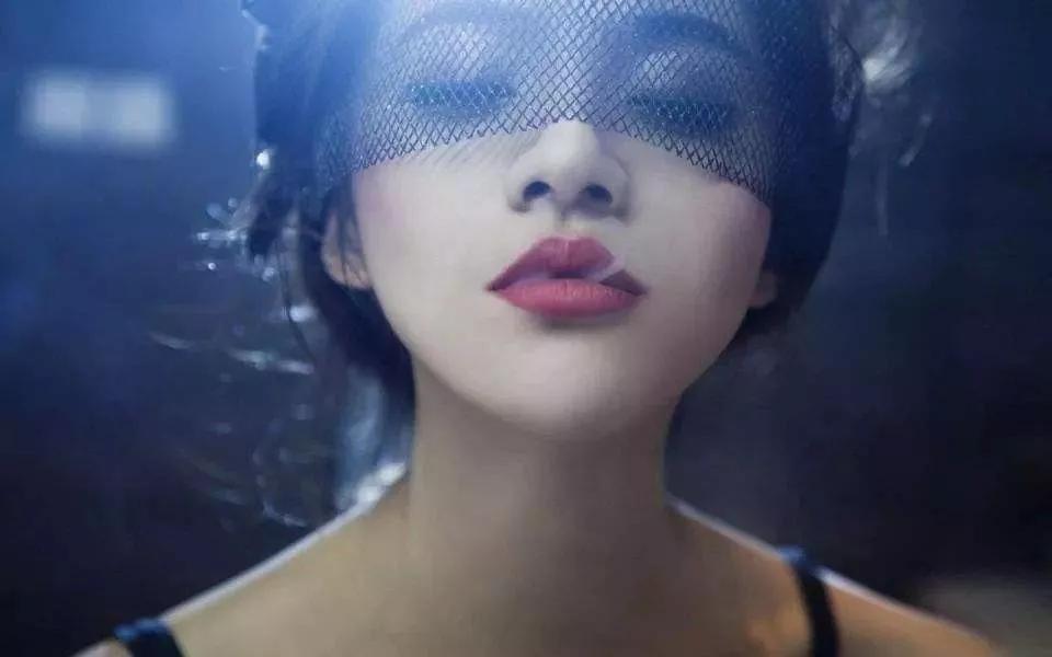 世界无烟日拒吸第一支烟美篇,世界无烟日香烟自我介绍视频