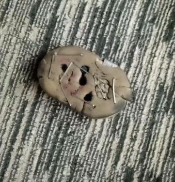 听说小学生有著名的橡皮定论，学霸和学渣一目了然，很准确