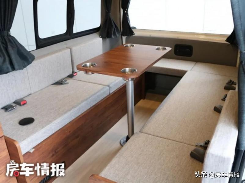 新款丰田海狮房车2.8t柴油四驱,2.5米高丰田海狮房车