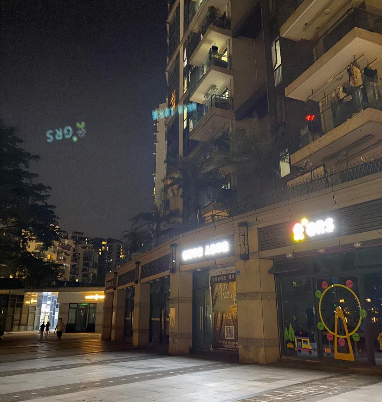 拍照鬼影是玻璃的问题吗,关于拍照鬼影的形成与解决方案