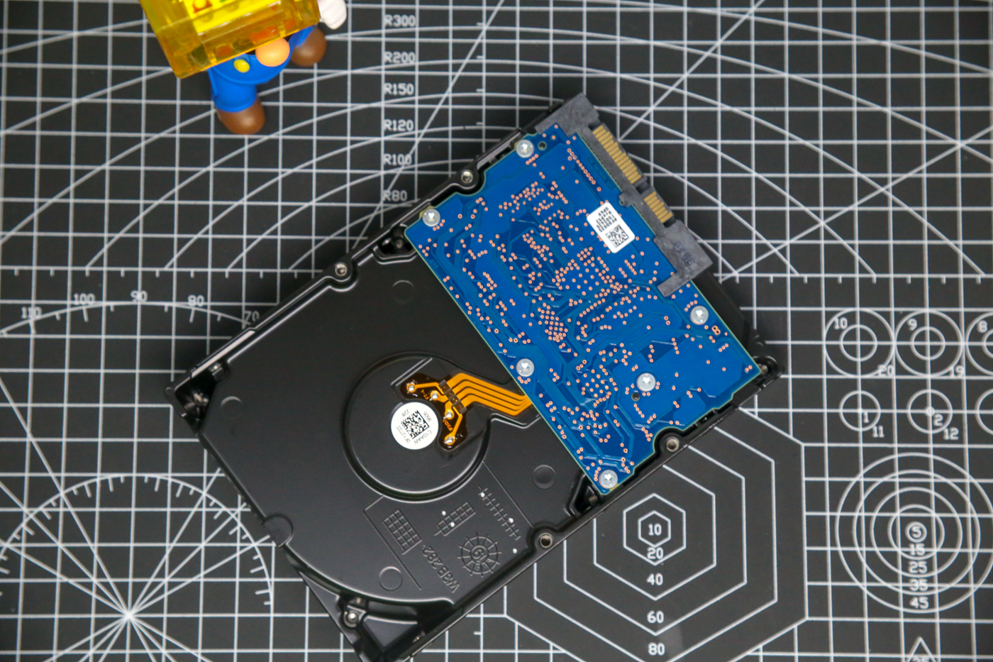 东芝p300系列3tb硬盘拆解,东芝p3002tb硬盘怎么样