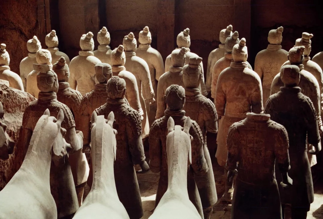 对秦始皇兵马俑的鉴赏,秦始皇兵马俑作品鉴赏