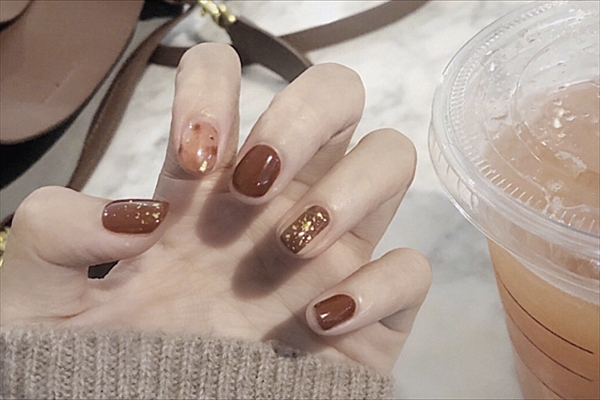 布丁奶白蔷薇美甲,布丁蓝莓色美甲款式