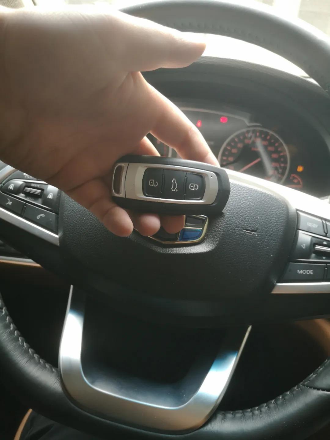 10万买吉利博越够吗,价格最高的一款吉利博瑞