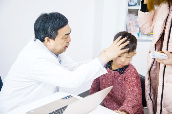 先天性小耳症的最佳治疗方法,小耳症的基础知识