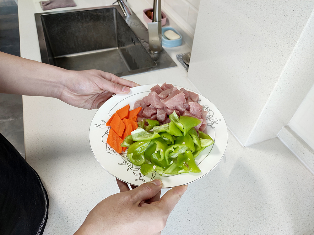 小米有品电煮锅涂层,小米有品真正的不粘锅