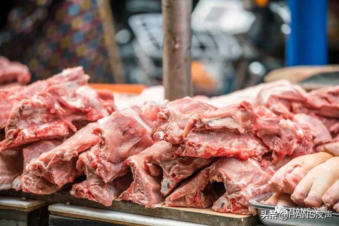 腌腊肉灌腊肠年味是不是就来了,灌香肠腌腊肉武汉冬至年味浓