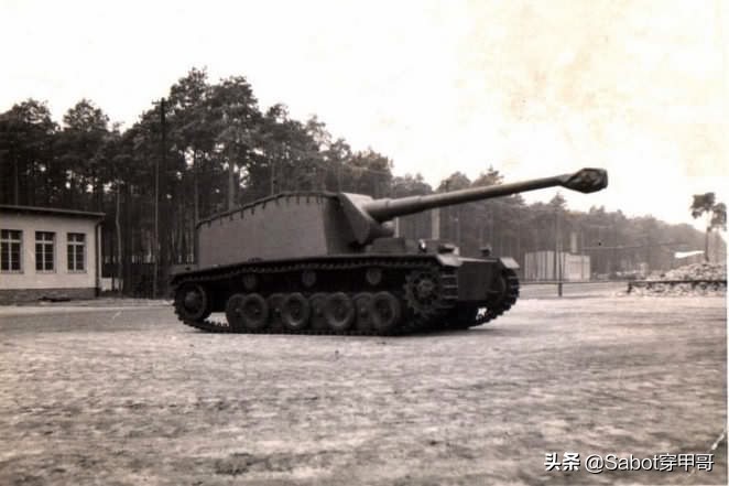 二战德国18吨半履带牵引车,二战188吨重的坦克