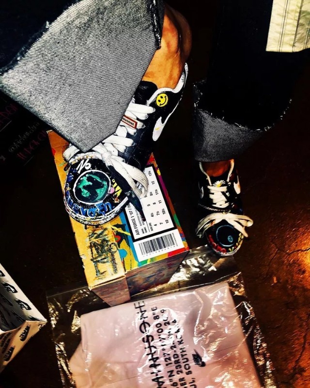 他来了!带着一双要破万的联名款