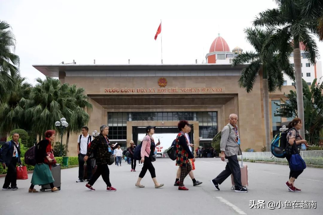 《走进越南》043期：中越三大陆路口岸，一边是城市，一边是县城