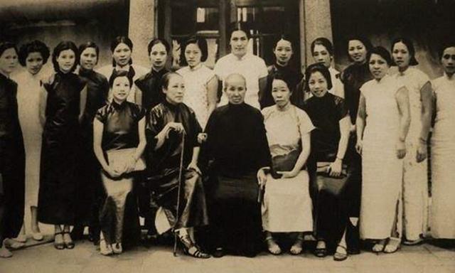 双枪老太婆赵洪文为什么被杀,双枪老太婆赵洪国后来怎么样