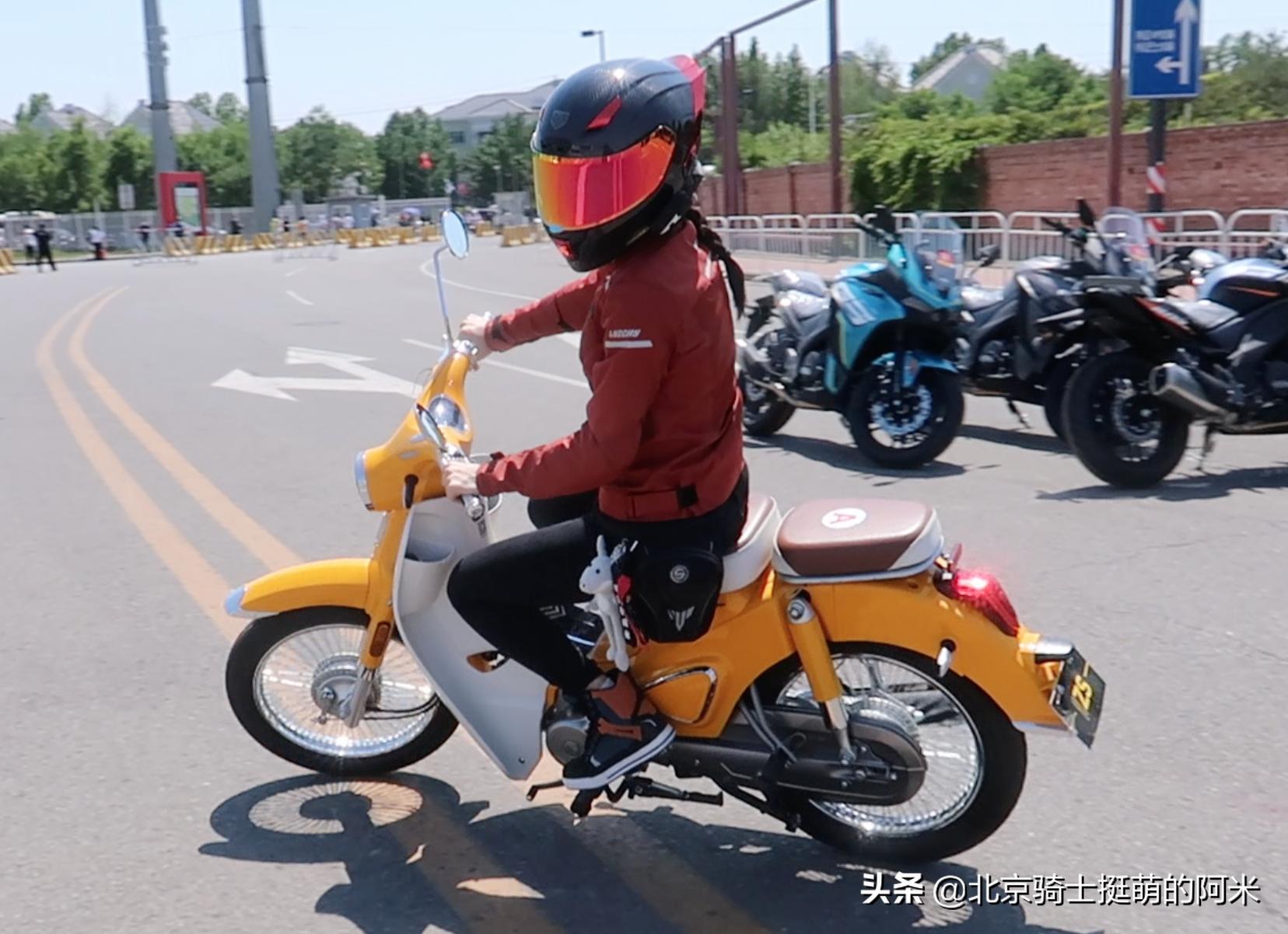 宗申幼兽新款110多少钱,新款复古幼兽弯梁110摩托车价格