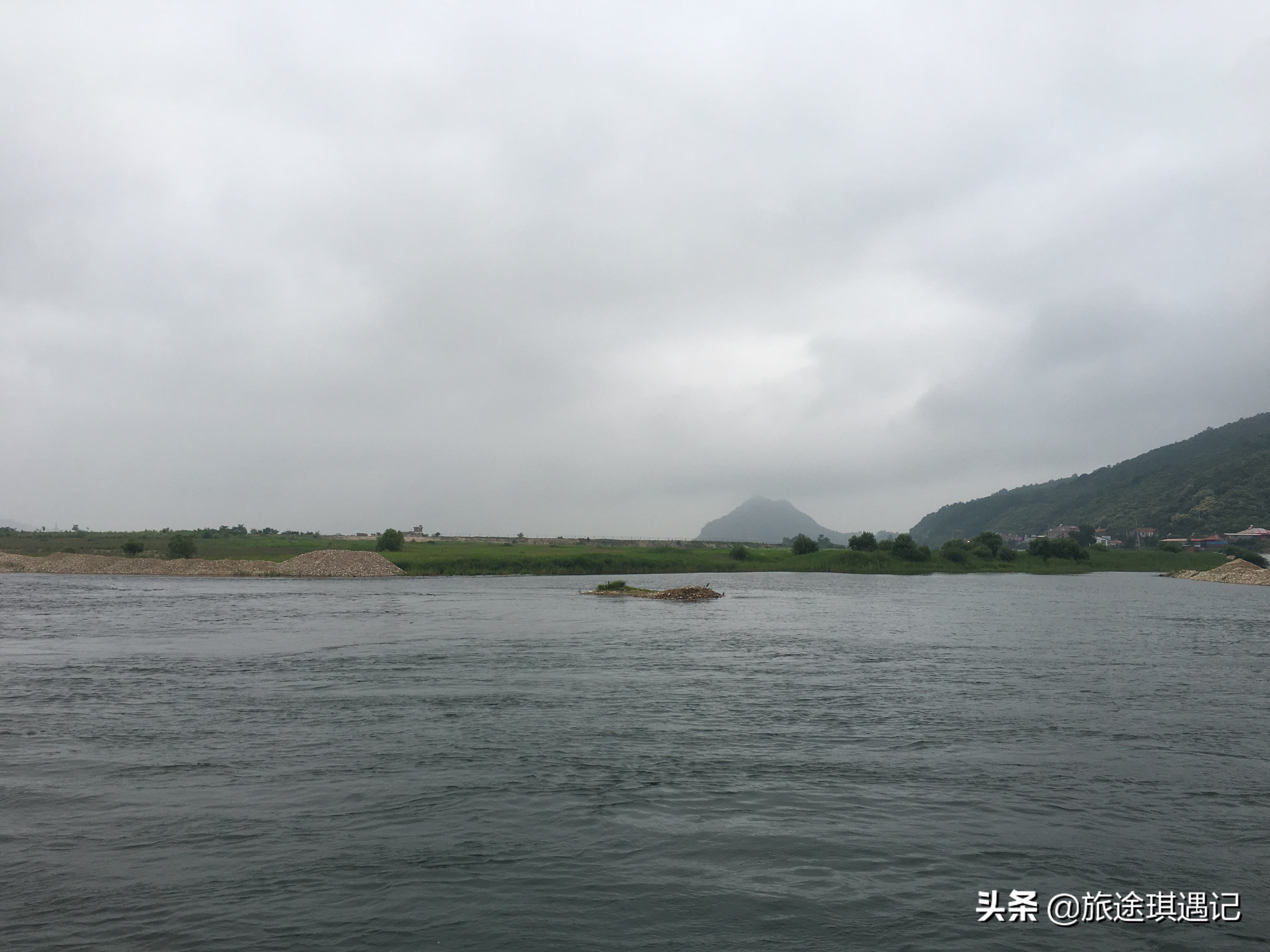 丹东黄蚬子是在鸭绿江吗,丹东旅游必去的地方推荐