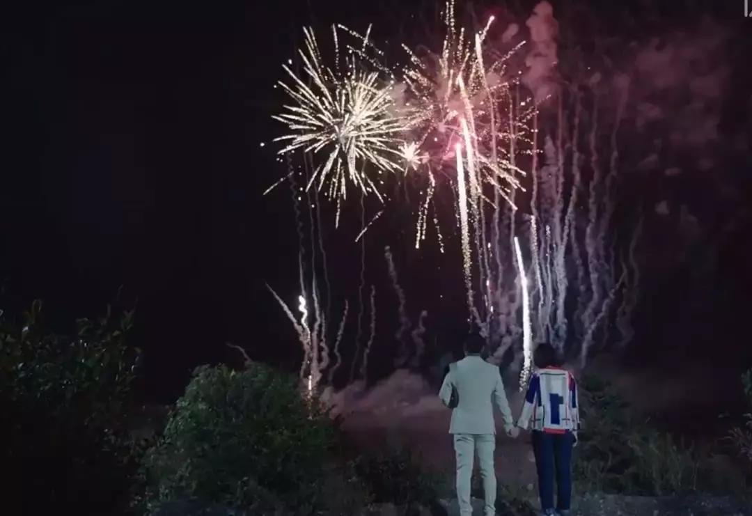 宿舍看乡村爱情,情侣看乡村爱情