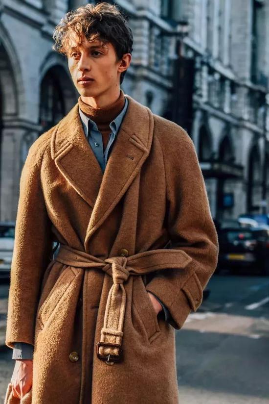 肖战穿搭秋冬大衣,肖战呢大衣