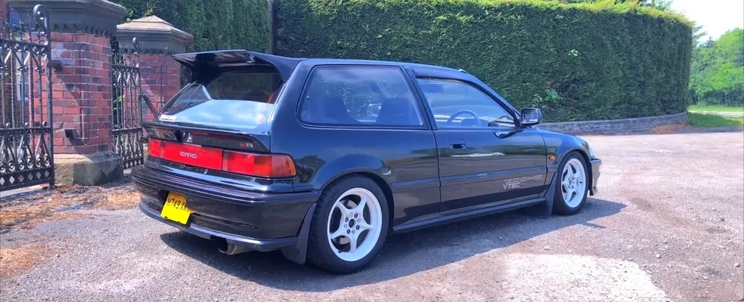 思域hatchback对比新款思域,本田思域为什么说买发动机送车