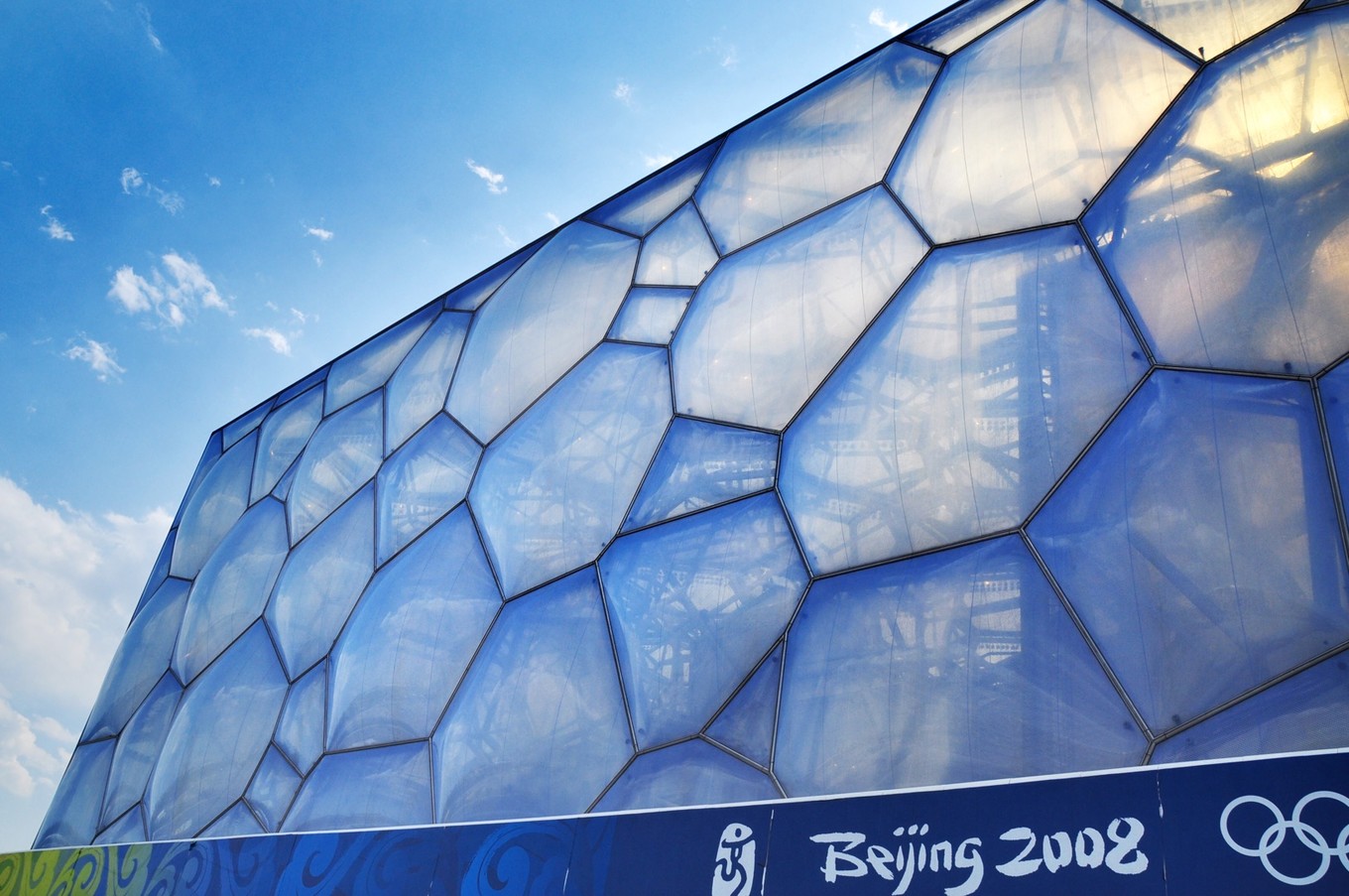 北京鸟巢值得一去吗,北京鸟巢旅游全景