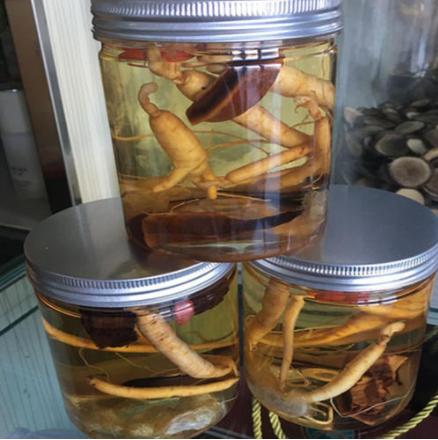 鹿茸泡酒喝着更辣了,鹿茸泡酒的颜色越来越白