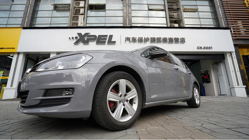 为什么14promax贴膜老是起泡,新车玻璃贴膜边缘起泡怎么办