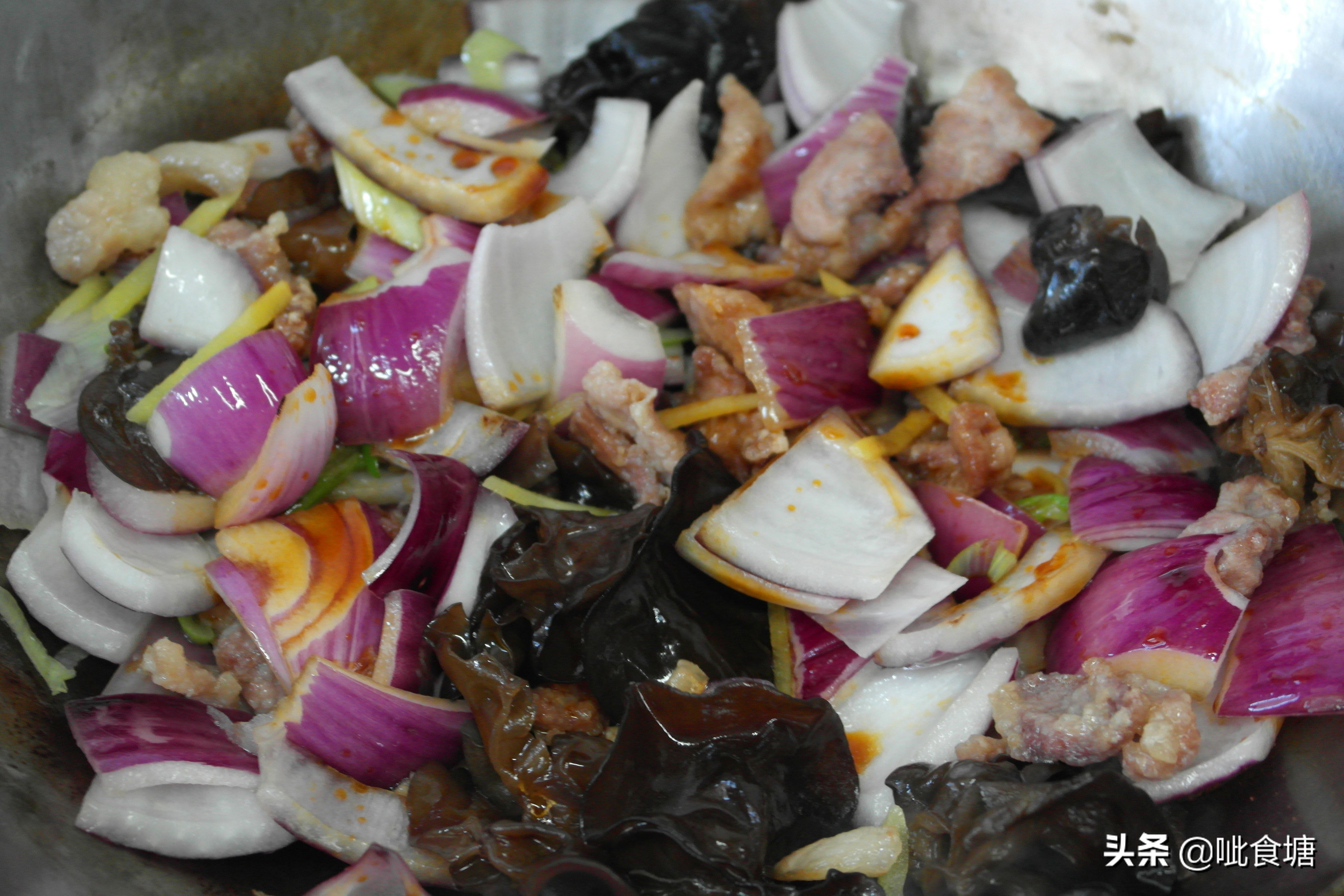 猪肉怎么炒好吃又嫩滑,猪肉怎么炒既营养又好吃