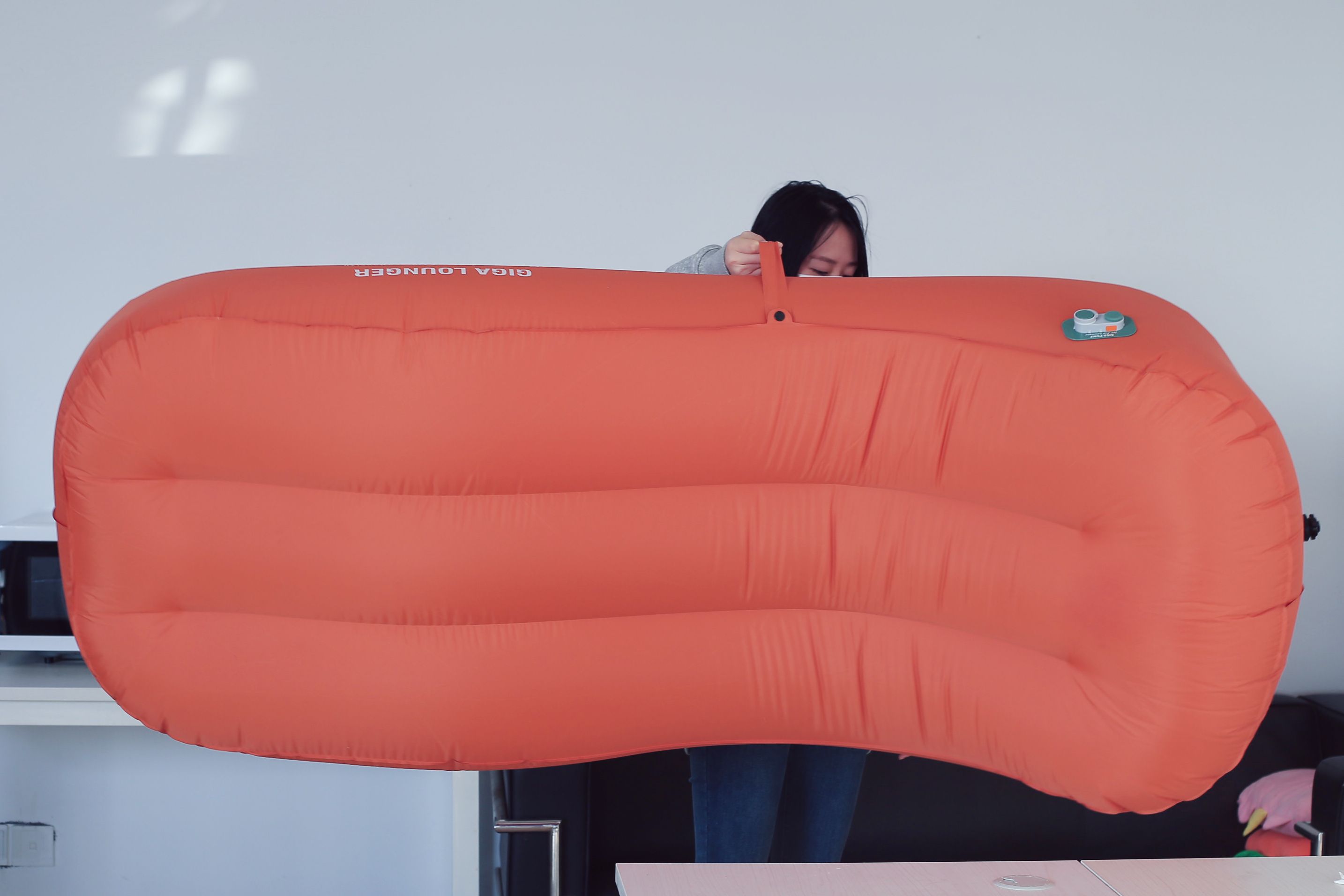 带靠背自动充气床,一键充气旅行床