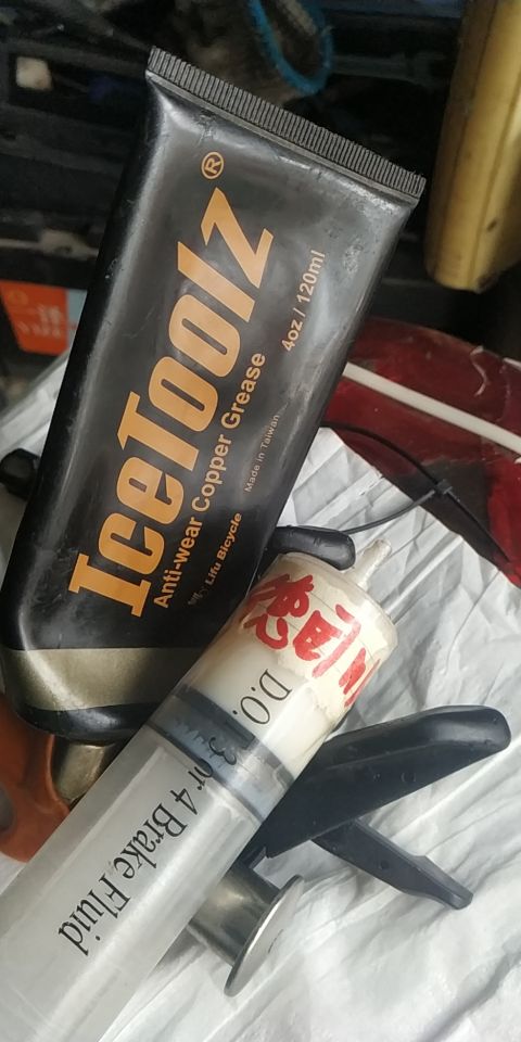 禧玛诺m370指拨安装教程,禧玛诺m370指拨盖拿不下来