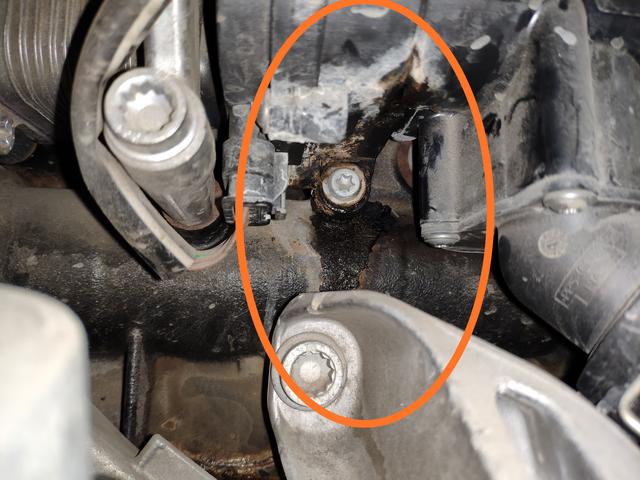 奥迪a5漏防冻液维修费用,奥迪a5水泵拆装视频