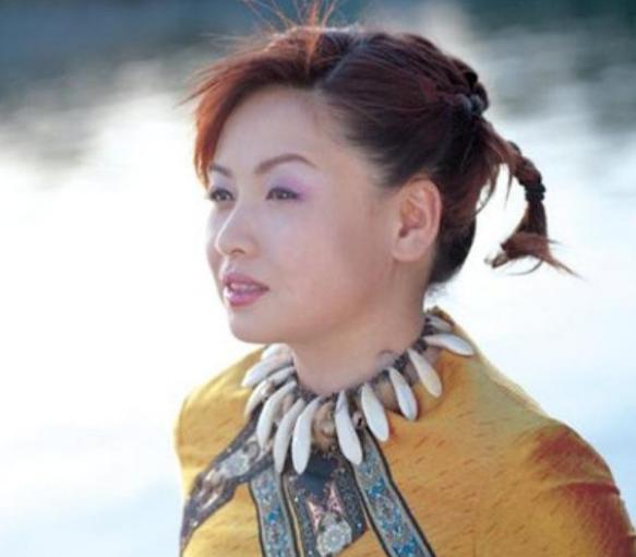 李琼出道1998青歌赛决赛现场,李琼参加青歌赛获奖完整版